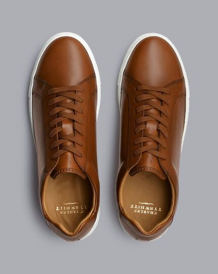 Charles Tyrwhitt Trainer