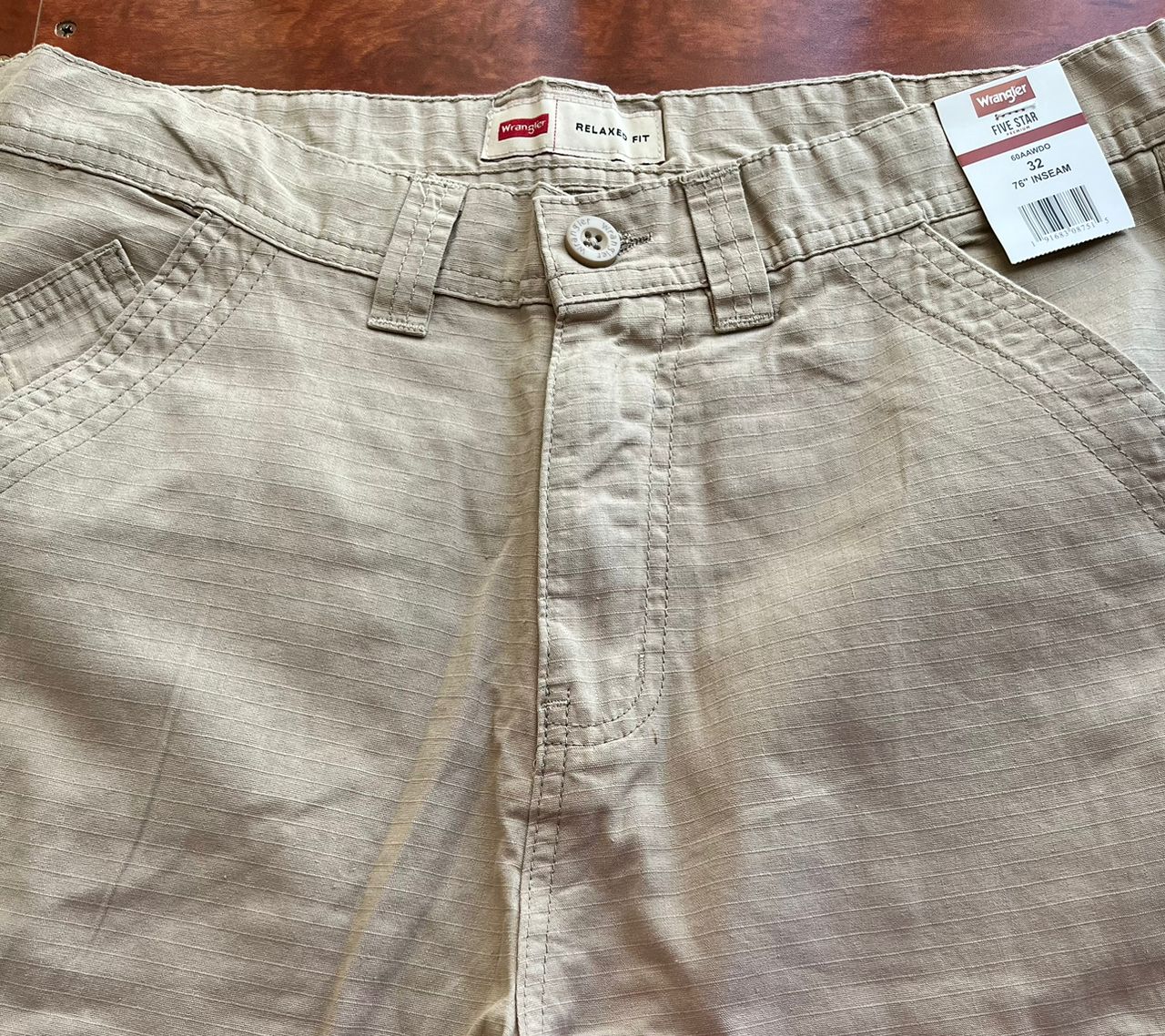 WRANGLER CARGO PANTS- BEIGE