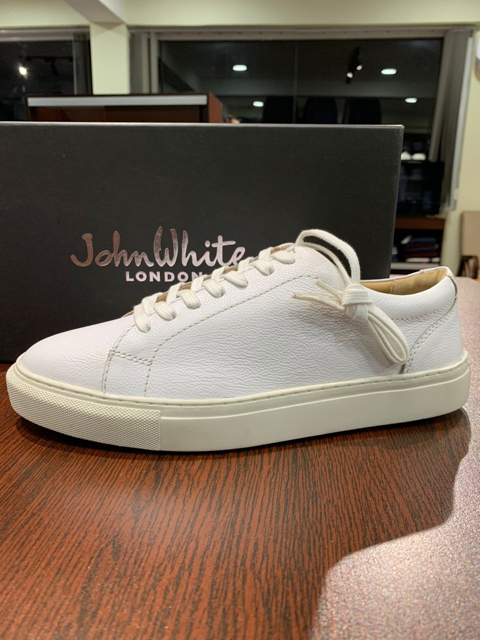 John White Shoe