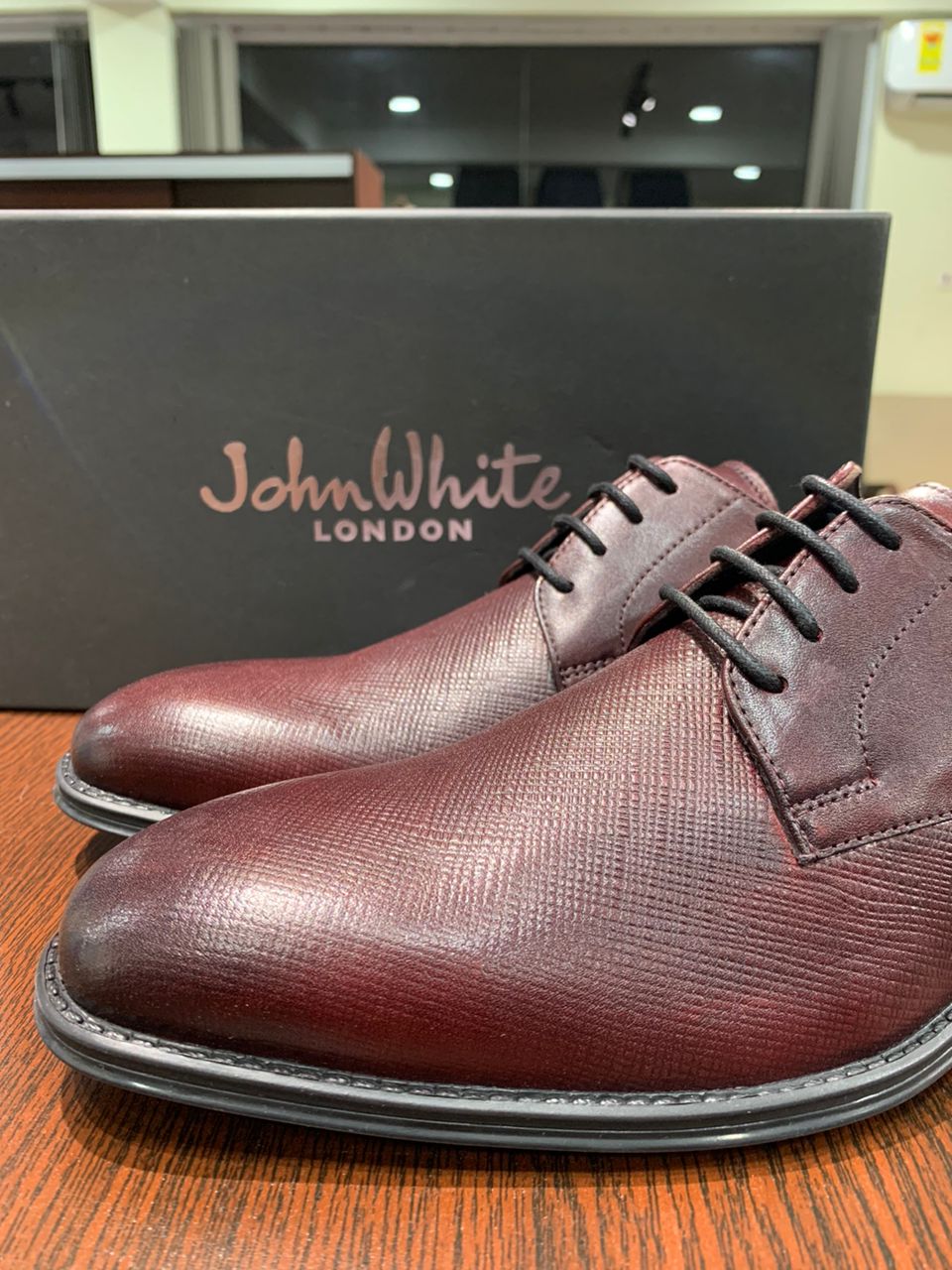 John White Shoe