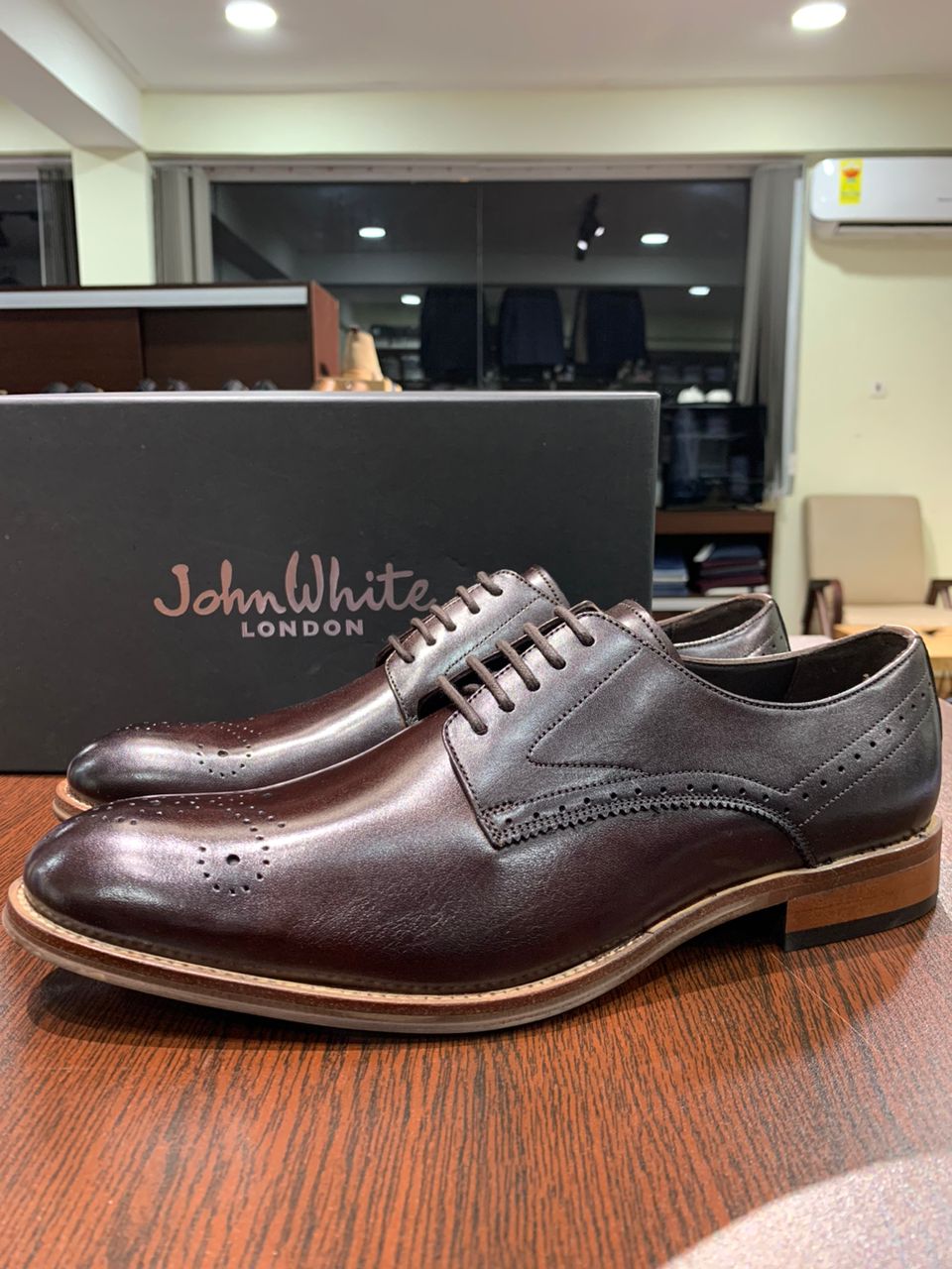 John White Shoe