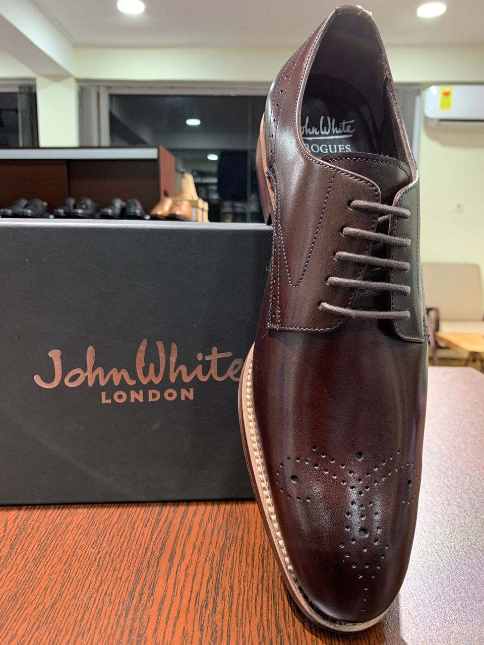 John White Shoe