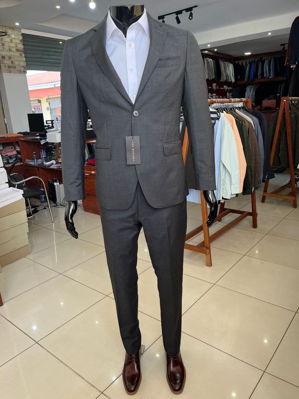 Massimo Dutti Suit